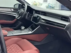 2024 Audi A7L 45TFSI quattro S-line Black Package, чёрный — фото 16