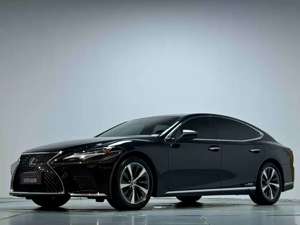 2021 Lexus LS 500h Excellence