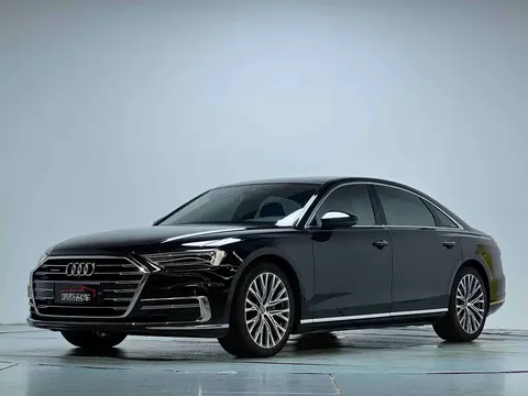 2022 Audi A8L 50 TFSI quattro Comfort Collector's Edition