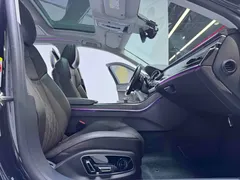 2022 Audi A8L 50 TFSI quattro Comfort Collector's Edition, чёрный — фото 11