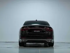 2022 Audi A8L 50 TFSI quattro Comfort Collector's Edition, чёрный — фото 18