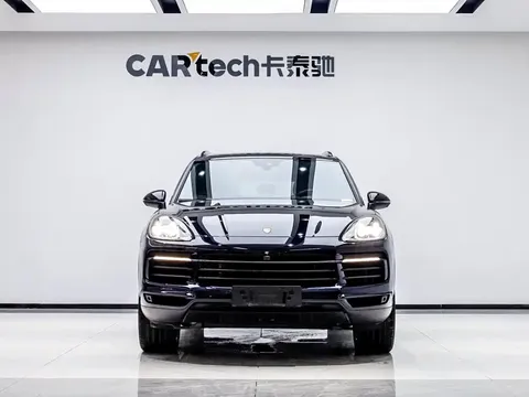 2023 Porsche Cayenne E-Hybrid 2.0T PHEV Platinum