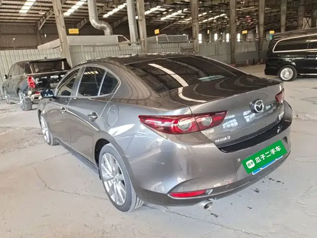 2021 Mazda 3 2.0L AT