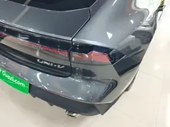 2022 Changan UNI-V 1.5T Premium — фото 8