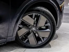 2025 Li Auto L9 Smart Refresh, чёрный — фото 32