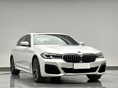 2023 BMW 5 Series 530Li Leading M Sport Package, белый — фото 2