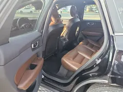 2021 Volvo XC60 4WD Luxury, чёрный — фото 5