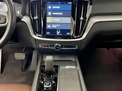2022 Volvo S60 B4 Luxury, белый — фото 9