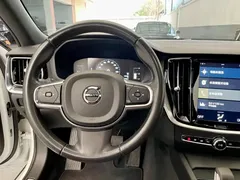 2022 Volvo S60 B4 Luxury, белый — фото 12