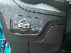 2022 Audi Q2L 35 TFSI Fashion Sport, синий — фото 11