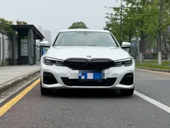 2022 BMW 3 Series 320Li M Sport Package, белый — фото 2