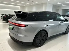 2025 Li Auto i6 4WD Standard — фото 4