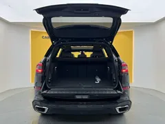 2022 BMW X5 40Li M Sport Package, чёрный — фото 10
