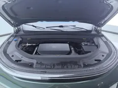 2024 Li Auto L9 Pro, зелёный — фото 10
