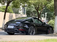 2020 Porsche 911 Targa 4S 3.0T, чёрный — фото 5