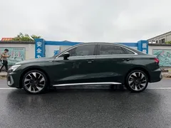 2022 Audi A3L Limousine 35 TFSI Fashion Sport, зелёный — фото 7