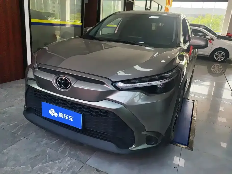 2022 Toyota Frontlander 2.0L CVT Luxury