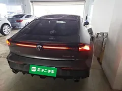2022 Changan UNI-V 1.5T Premium — фото 6