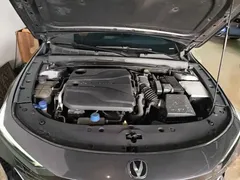 2022 Changan UNI-V 1.5T Premium — фото 20