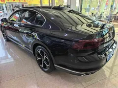 2023 Volkswagen Magotan 330TSI DCT Luxury, чёрный — фото 4