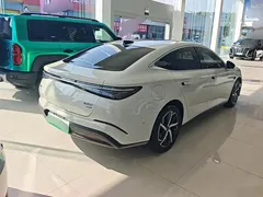 2026 BYD Seal 07 PHEV 1.5T 230km Flagship, белый — фото 3