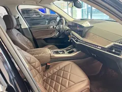 2023 BMW X5 30Li Premium M Sport Package, чёрный — фото 13