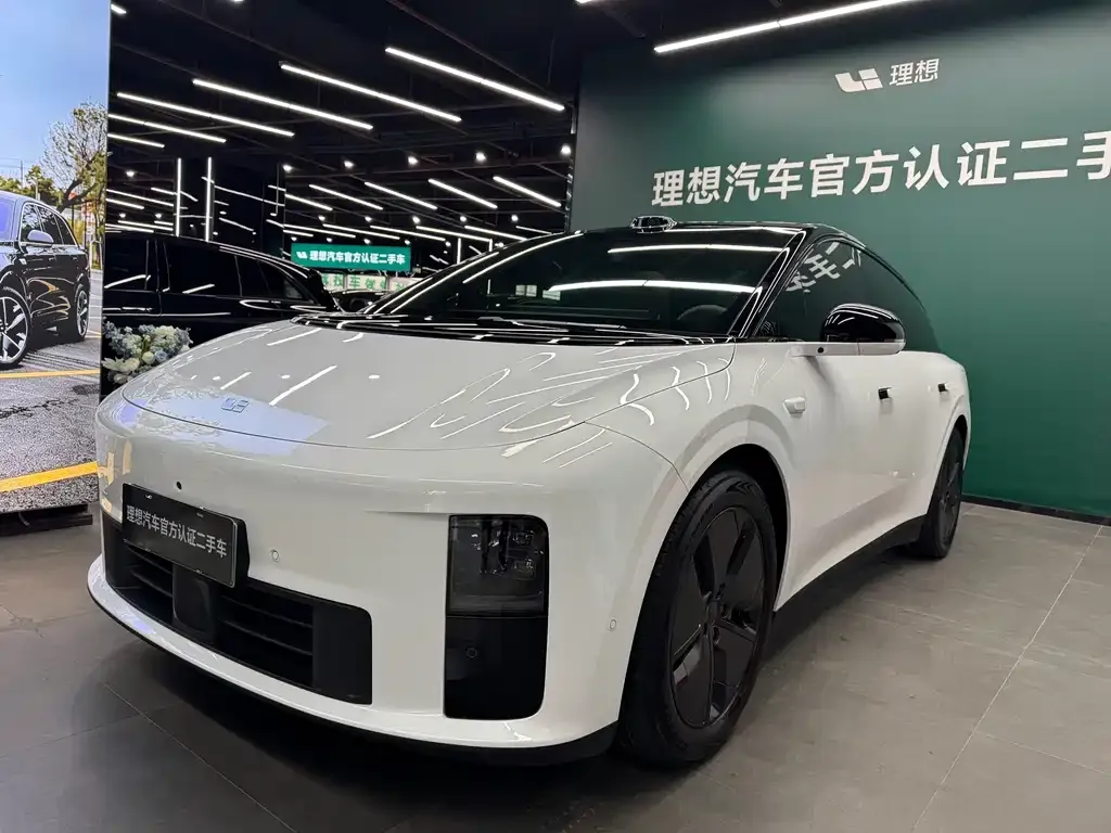 2025 Li Auto i6 2WD Standard