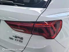 2022 Audi Q3 35 TFSI Fashion Dynamic, белый — фото 8