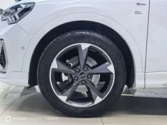 2022 Audi Q3 35 TFSI Fashion Dynamic, белый — фото 11