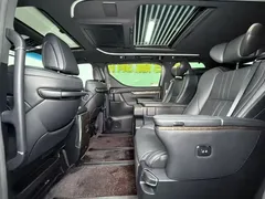 2021 Toyota Alphard Hybrid 2.5L Premium, чёрный — фото 15