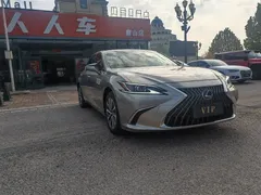 2023 Lexus ES 200 Excellence — фото 3