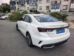 2023 Kia Cerato 1.5L CVT Luxury, белый — фото 6