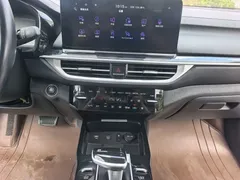 2023 Kia Cerato 1.5L CVT Luxury, белый — фото 11