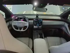 2024 Nio ET5T 75kWh Touring — фото 10