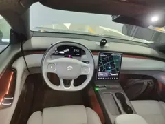 2024 Nio ET5T 75kWh Touring — фото 11
