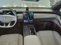 2024 Nio ET5T 75kWh Touring — фото 13