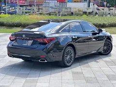 2019 Toyota Avalon 2.5L Touring Premium, чёрный — фото 6