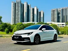 2022 Toyota Levin 185T CVT Sport, белый — фото 2