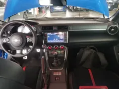 2022 Subaru BRZ 2.4L MT, синий — фото 10