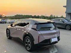 2025 Zeekr X 5 seats Long Range — фото 7