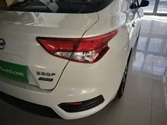 2021 Nissan Lannia 1.6L CVT Cool, белый — фото 8