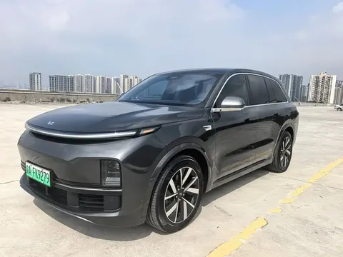 2023 Li Auto L8