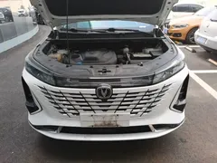 2023 Changan CS75 PLUS 3rd Gen 1.5T AT Premium, белый — фото 20