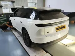 2025 Li Auto i6 2WD Standard, белый — фото 7