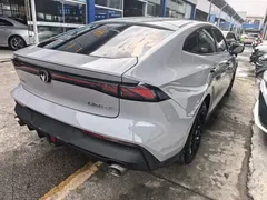 2022 Changan UNI-V 1.5T — фото 9