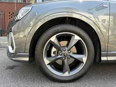 2023 Audi Q3 35 TFSI Fashion 1.5T — фото 4