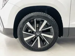 2023 Volkswagen Tharu 300TSI 2WD, белый — фото 3