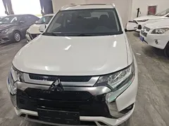 2021 Mitsubishi Outlander 2.0L 2WD Enjoy 5-seat, белый — фото 3
