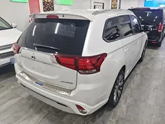 2021 Mitsubishi Outlander 2.0L 2WD Enjoy 5-seat, белый — фото 7