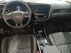 2021 Mitsubishi Outlander 2.0L 2WD Enjoy 5-seat, белый — фото 10